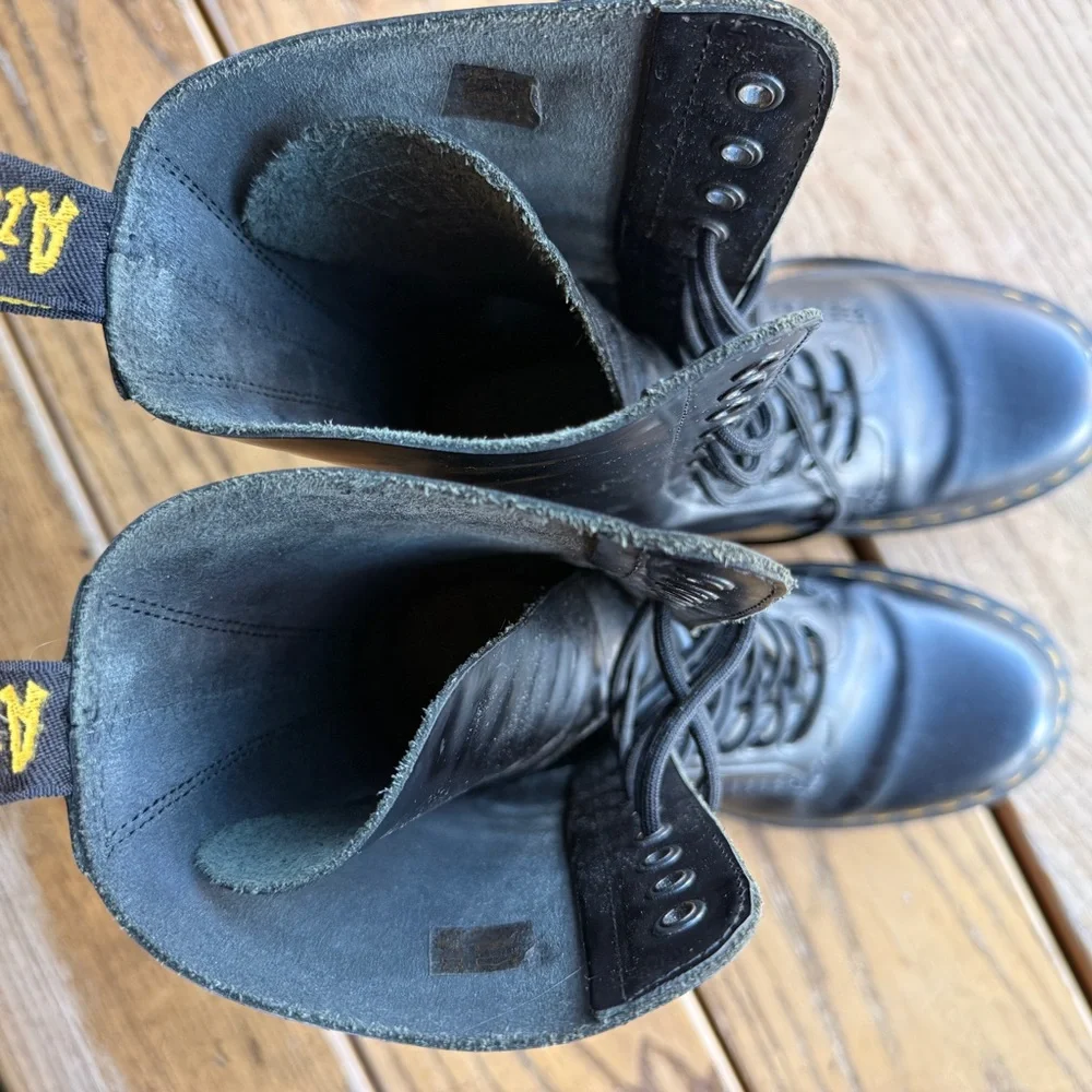 1914 Smooth Leather Tall Black Leather Lace-Up Boots- Dr. Martens US 8M / 9L - Picture 12 of 15